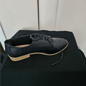 Women's Black Leather Oxford Shoes